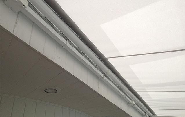 Aristocrat estate retractable awning