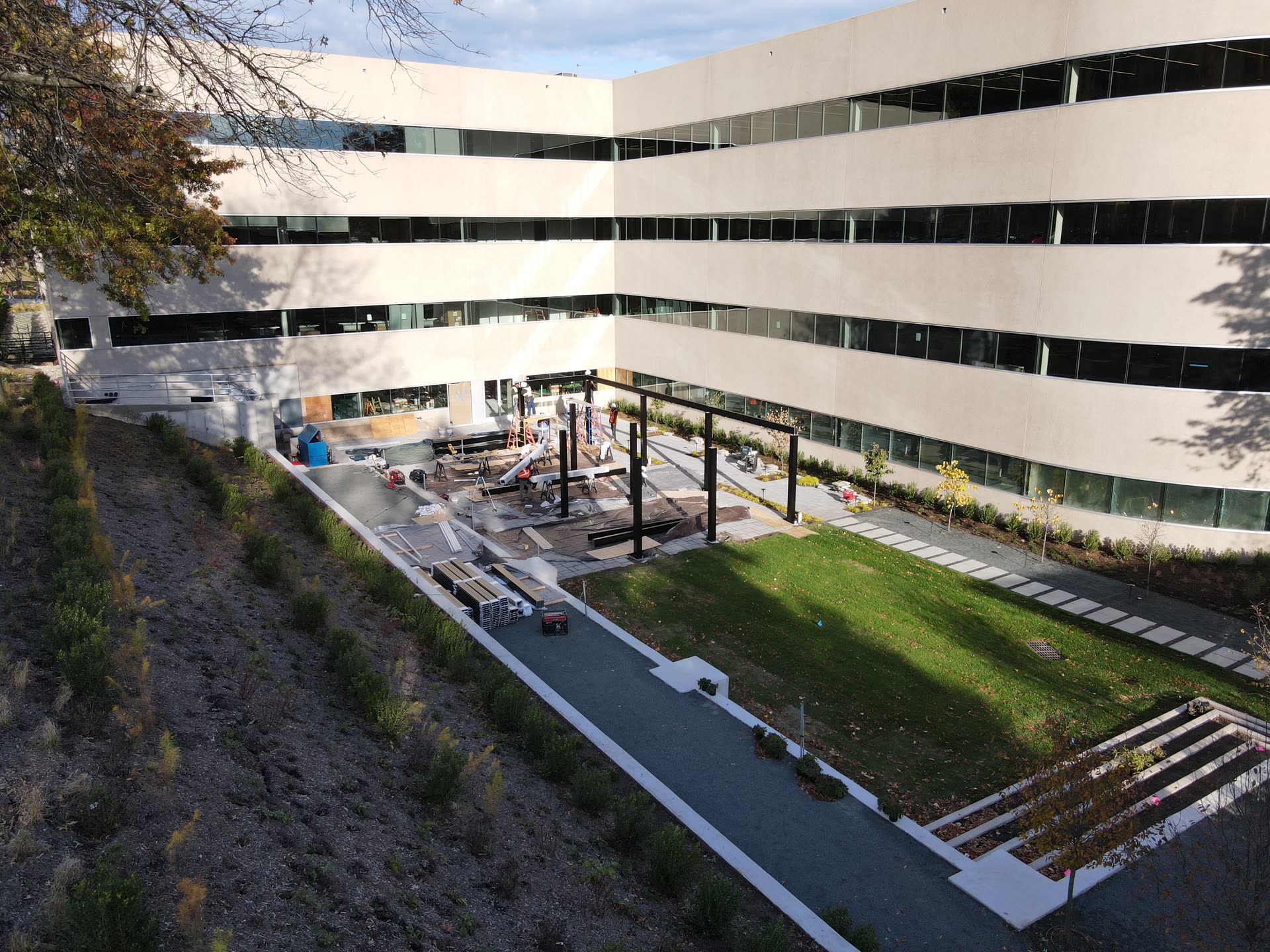Breslow design rendering of the 100 Connell Drive Motorized Louvered Roof prior to installation in Berkeley Heights, NJ