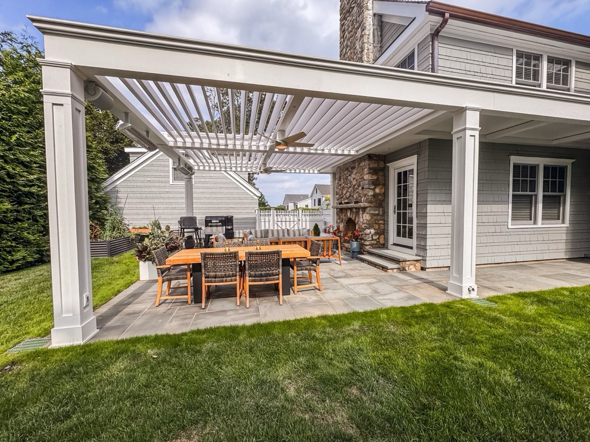 Transitional pergola Greenwich