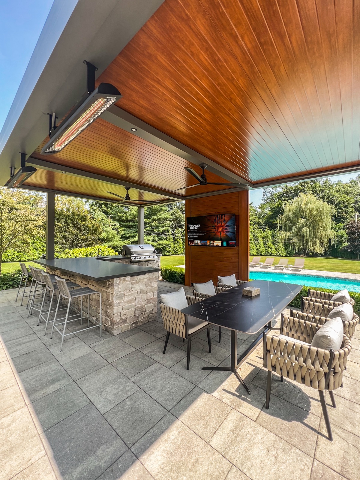 Old Westbury R-Shade — retractable shade detail