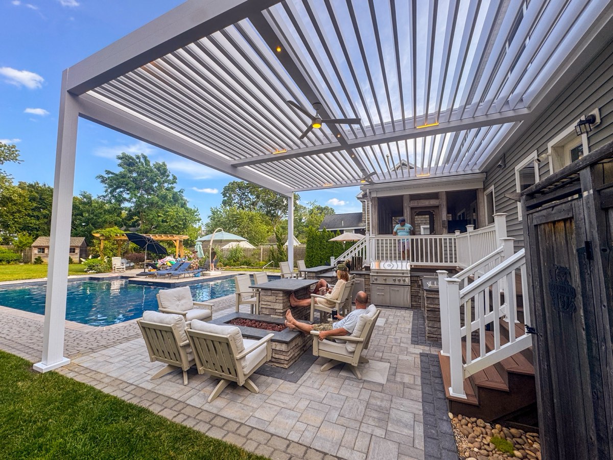 Poolside motorized pergola — Point Pleasant, NJ