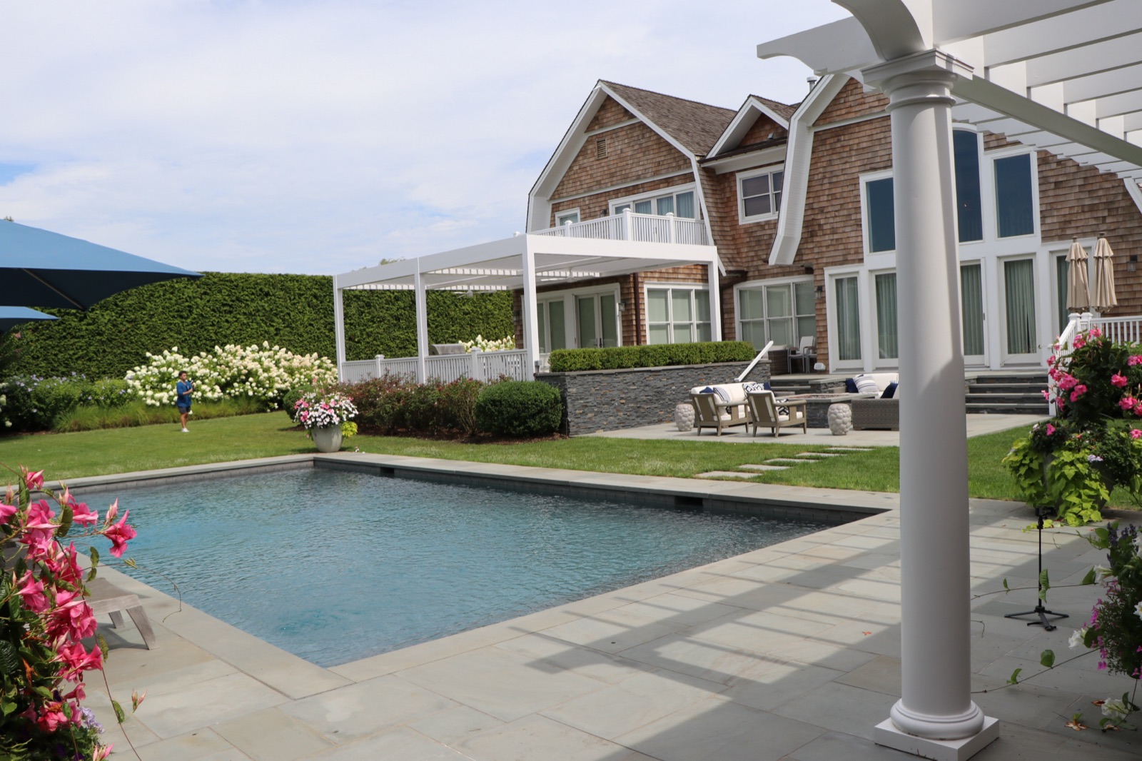 custom pergola installation pergola in Southampton, NY